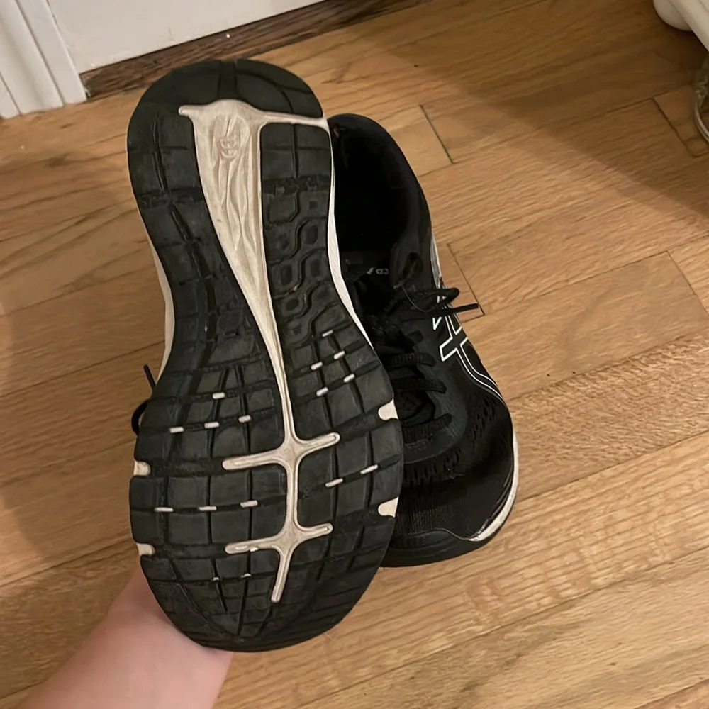 ASICS sneakers - Picture 2 of 3